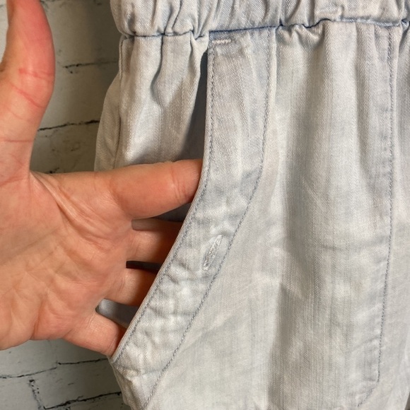 Cloth and Stone Chambray Utility Romper XS Sleeveless Tie Waist vacation coastal - Picture 10 of 16
